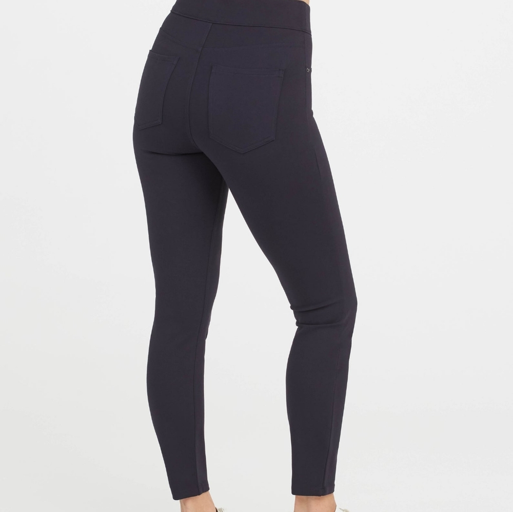 Spanx The Perfect Pant Ankle 4-Pocket - Picture 2 of 7